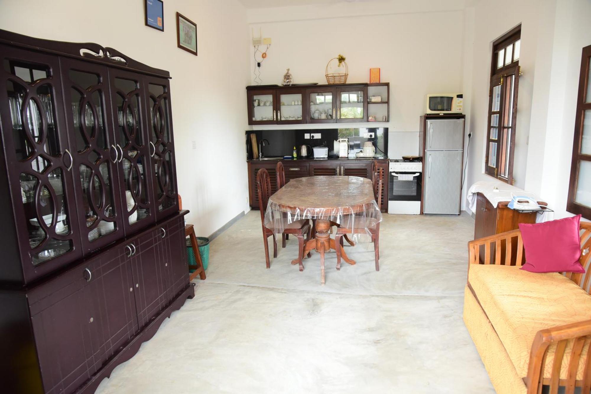 Tranquil Hotel Hikkaduwa Buitenkant foto