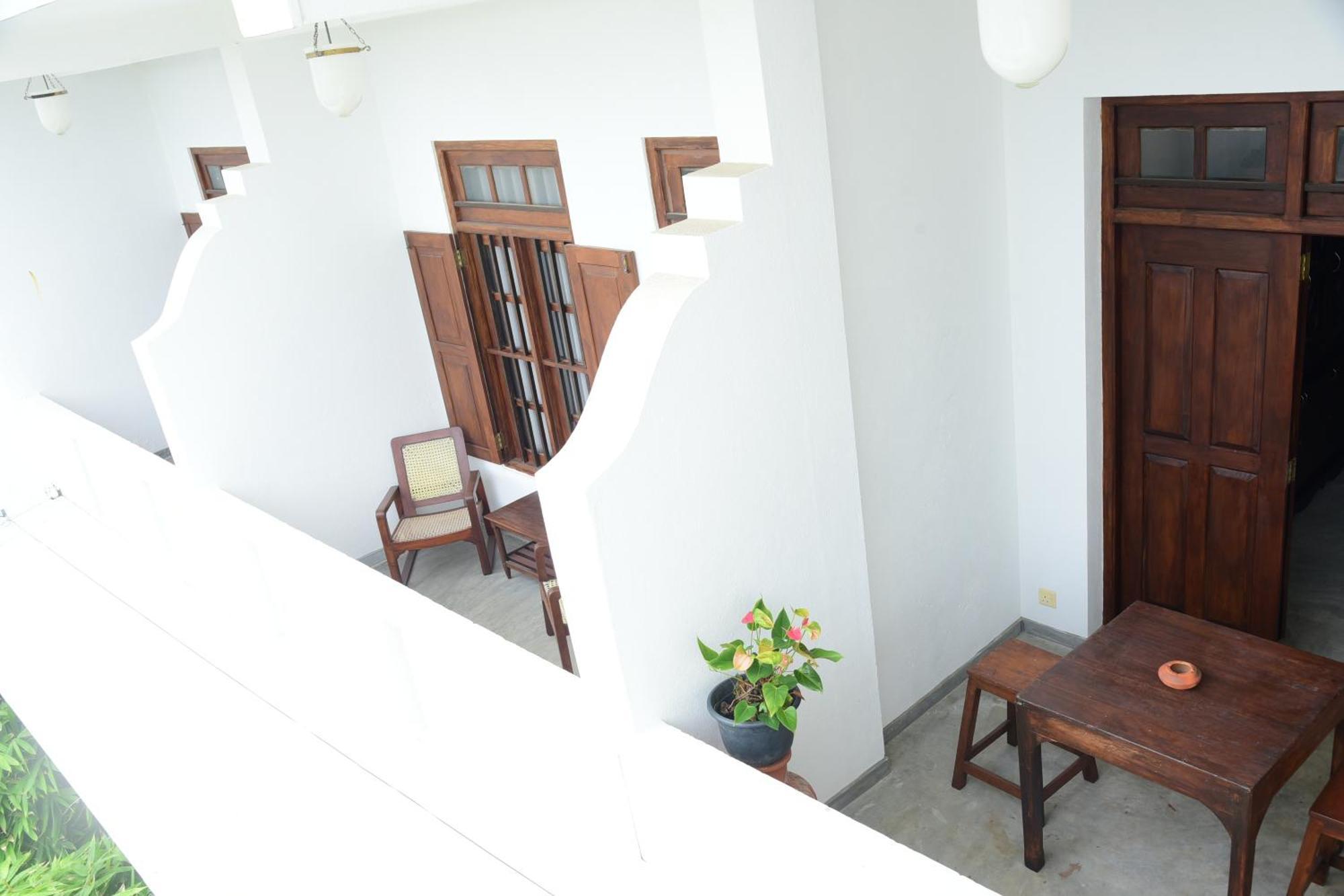 Tranquil Hotel Hikkaduwa Buitenkant foto