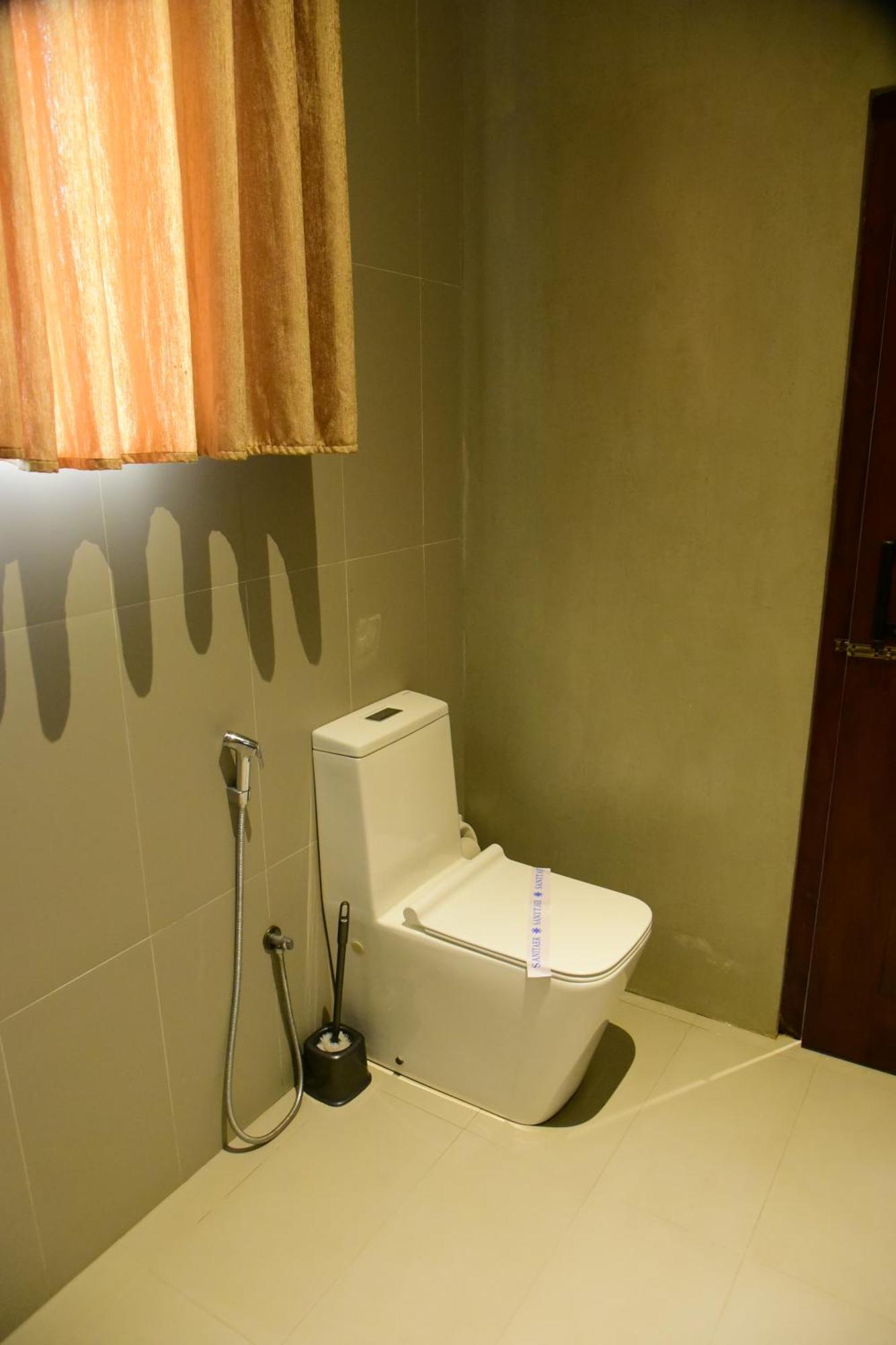 Tranquil Hotel Hikkaduwa Buitenkant foto