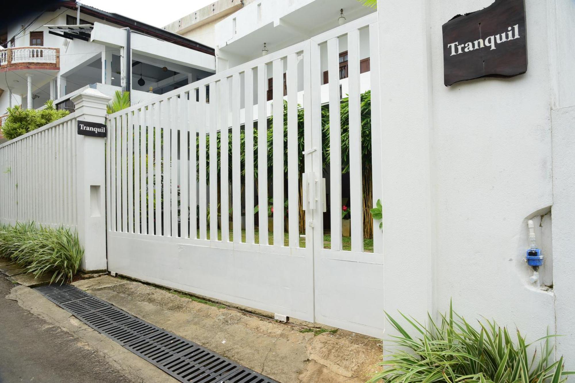 Tranquil Hotel Hikkaduwa Buitenkant foto